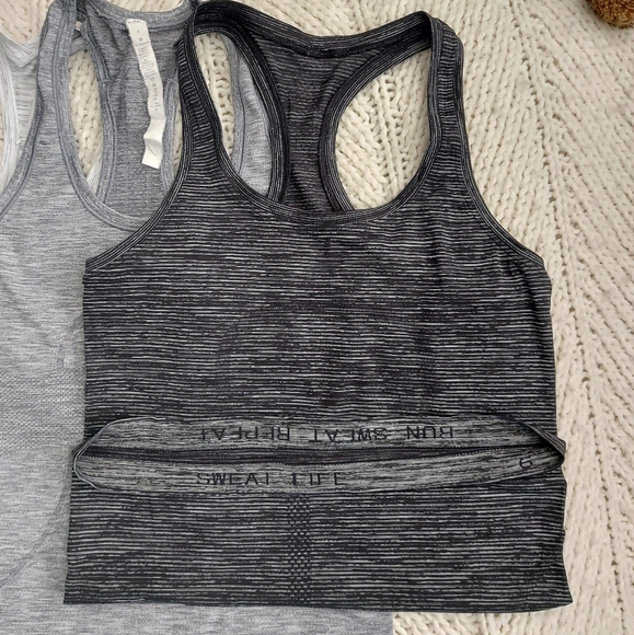 LULULEMON Tank Top Bundle - 6 - Picture 6 of 11
